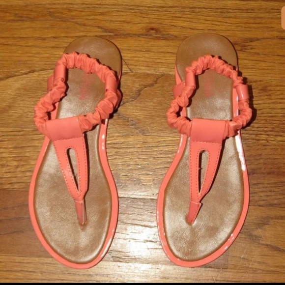 Kenneth Cole Reaction Other - Coral Pink River Float Sandals